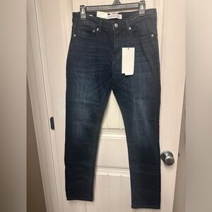 ❌SOLD❌NWT Calvin Klein Jeans (slim fit 30x32)